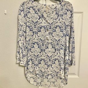 Blue and White Quarter Sleeve Tunic